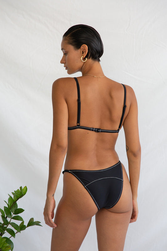 Slim Line Brief in Noir Zig