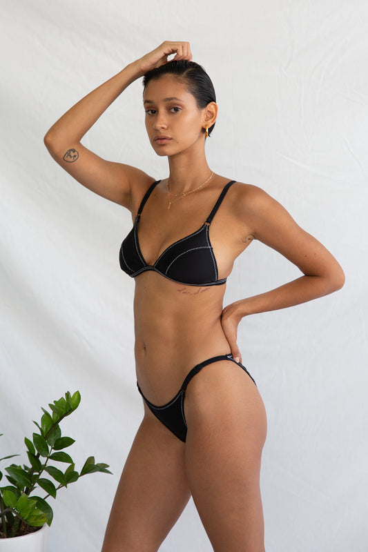 Slim Line Brief in Noir Zig