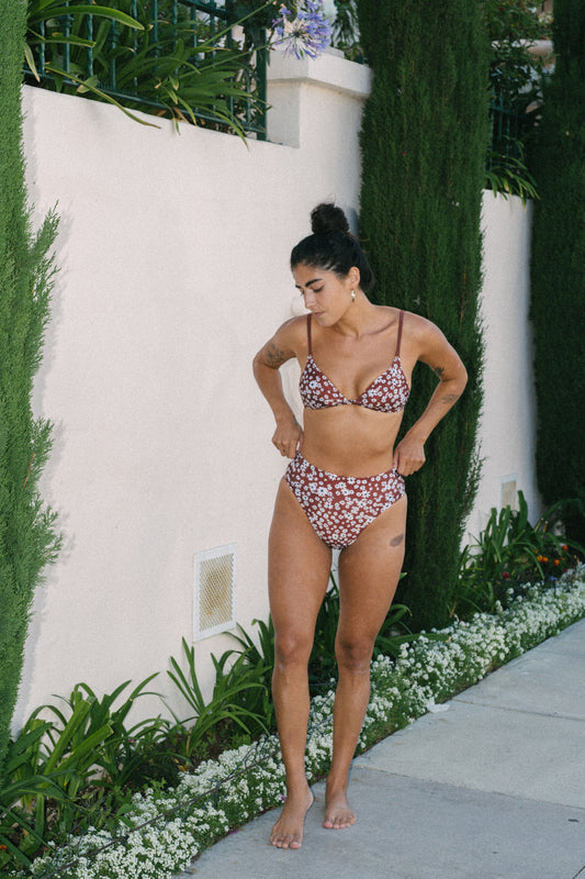 High Kick Brief in Sienna Daisy