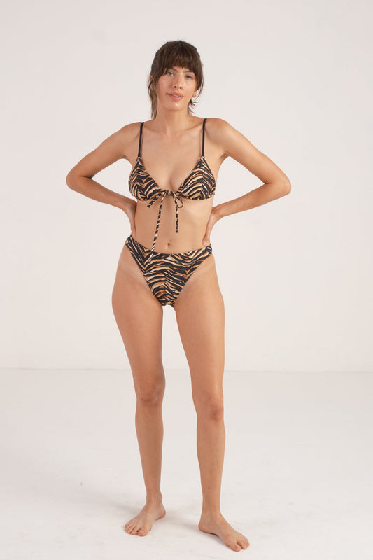 Nico Tie Top in Tigre