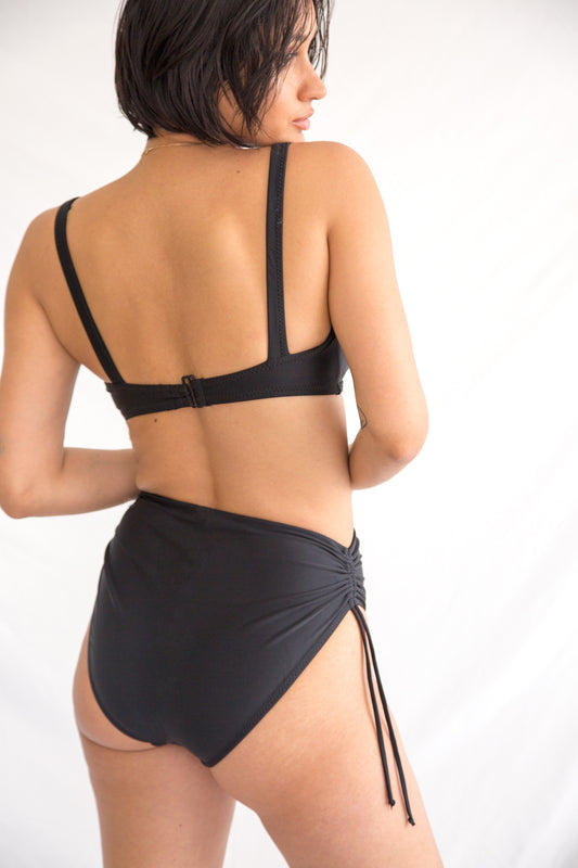 Ruched Bottom in Noir